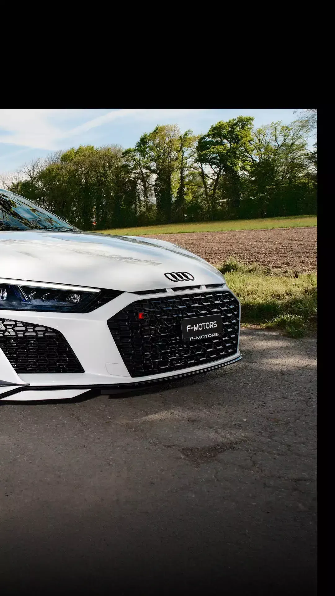 01 — Photo & vidéo — Marouane Supercar, Yanis Lafkiri